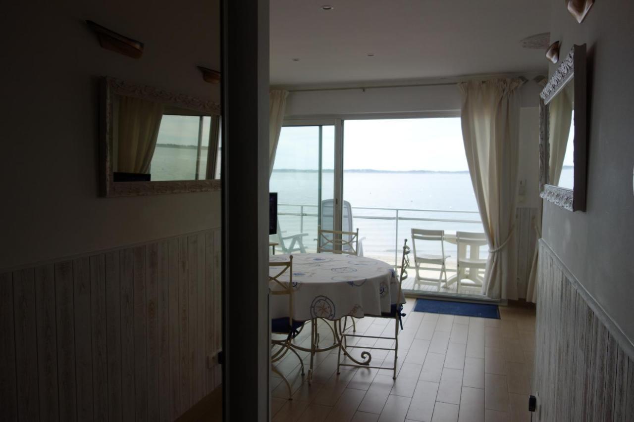 Appartement Arcachon Perreire Premiere Ligne Les Pieds Dans L Eau Vue Magnifique Sur Le Bassin Bagian luar foto